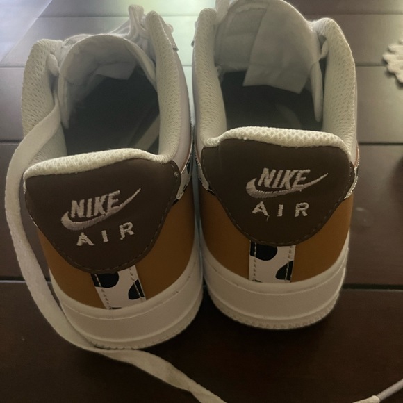 Custom nikes - Picture 4 of 4